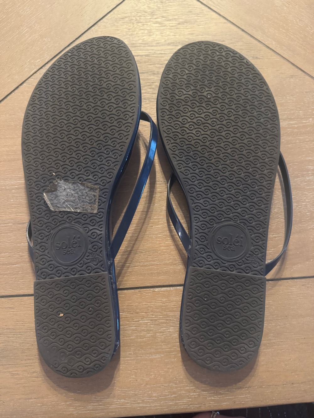 Soléi Sea Navy Flip Flop Sandals - Picture 12 of 12